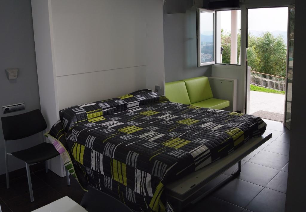 Albergue/Auberge Ulia Youth Hostel سان سيباستيان الغرفة الصورة