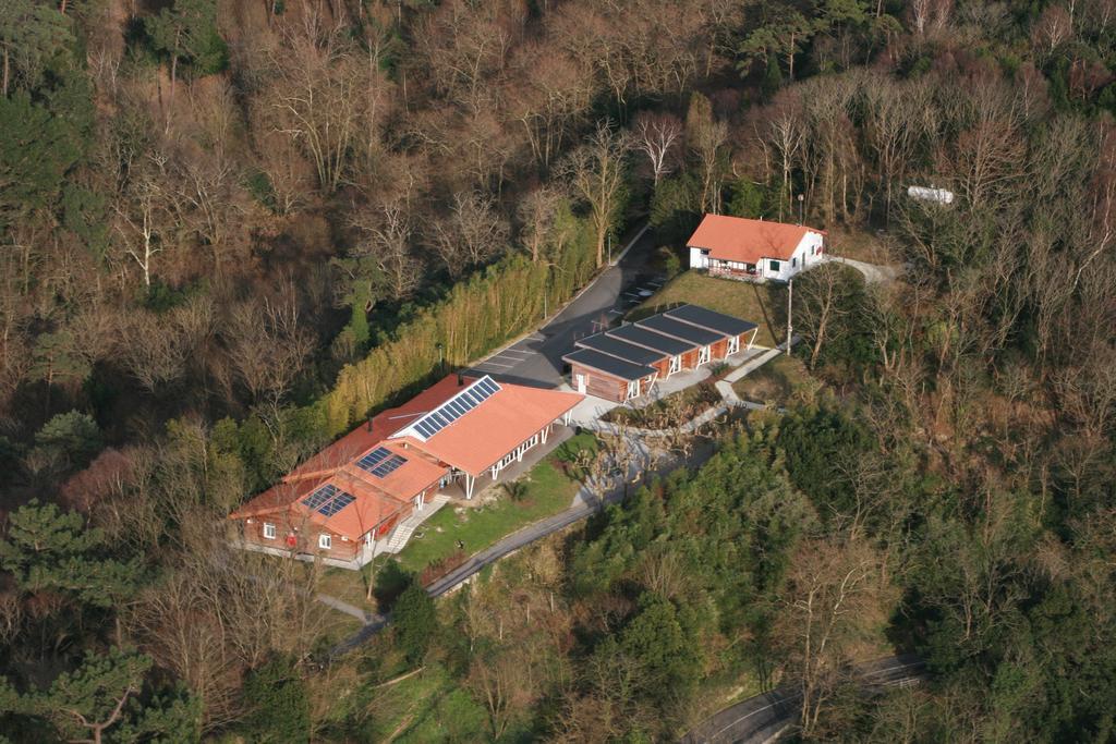 Albergue/Auberge Ulia Youth Hostel سان سيباستيان المظهر الخارجي الصورة